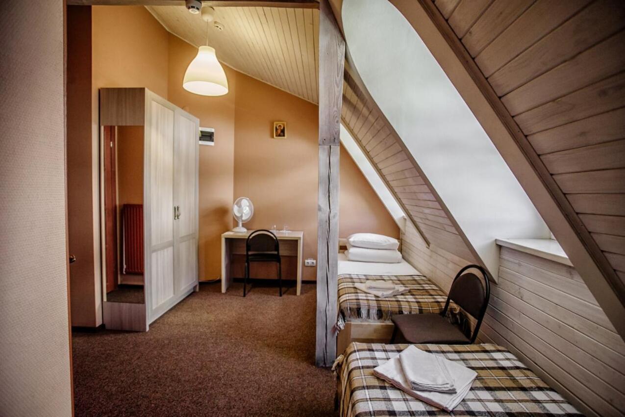Guest House "Arkhistratyg" Leopoli Esterno foto