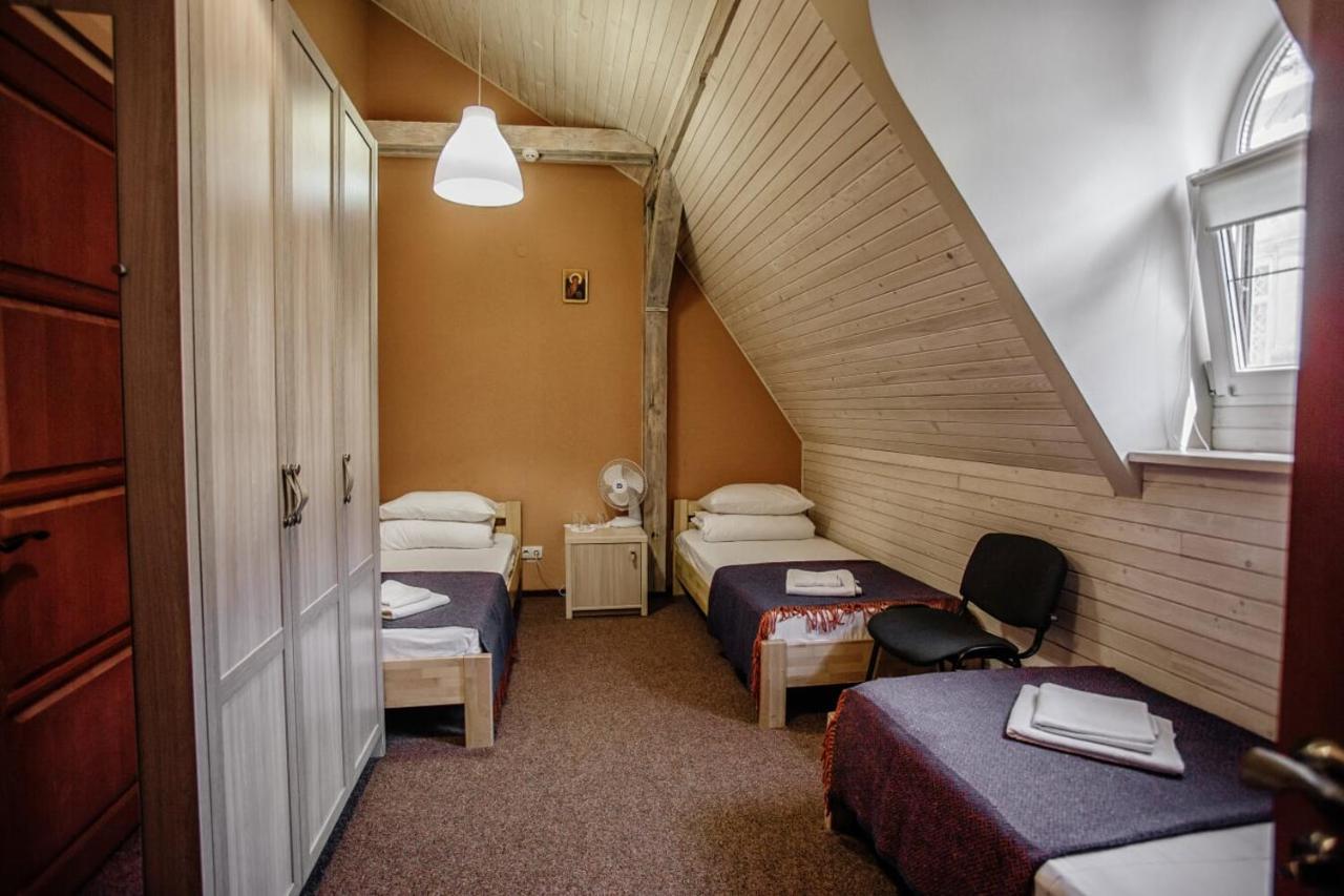 Guest House "Arkhistratyg" Leopoli Esterno foto