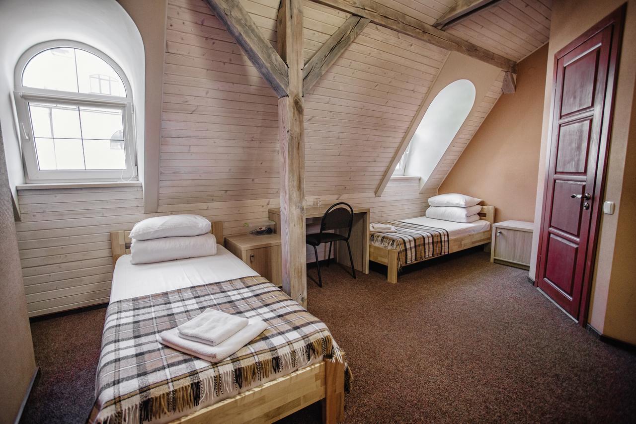 Guest House "Arkhistratyg" Leopoli Esterno foto